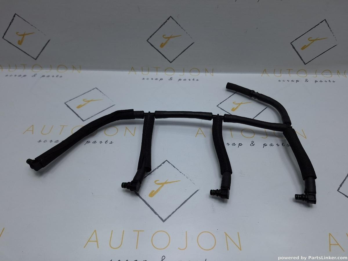 Rampa retur injectoare VOLKSWAGEN PASSAT (365) [ 2010 - 2014 ] 1.6 TDi BlueMotion (CAYC) 77KW|105HP OEM 03L130235AG