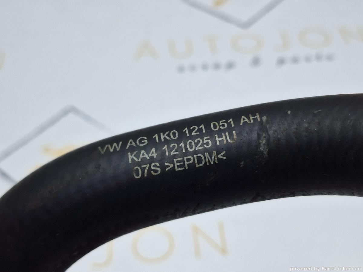 Furtun apa VOLKSWAGEN PASSAT (365) [ 2010 - 2014 ] 1.6 TDi BlueMotion (CAYC) 77KW|105HP OEM 1K0121051BH