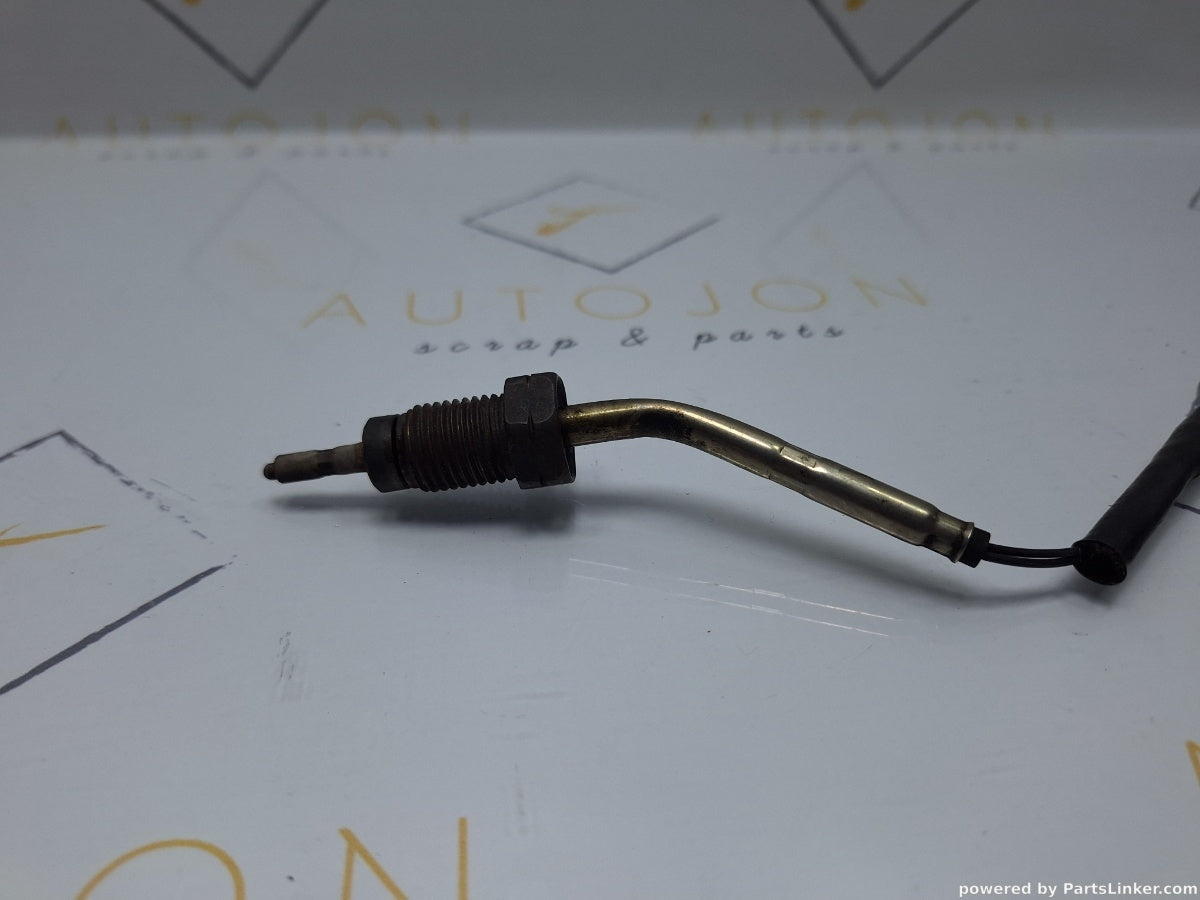 Senzor temperatura gaze VOLKSWAGEN PASSAT (365) [ 2010 - 2014 ] 1.6 TDi BlueMotion (CAYC) 77KW|105HP 03L906088BD