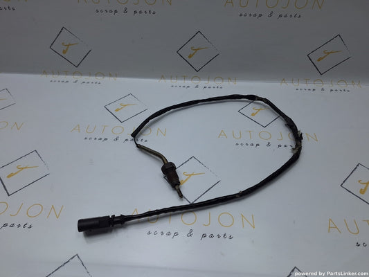 Senzor temperatura gaze VOLKSWAGEN PASSAT (365) [ 2010 - 2014 ] 1.6 TDi BlueMotion (CAYC) 77KW|105HP 03L906088BD