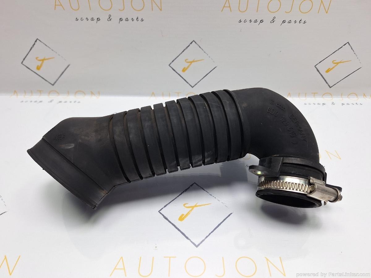 Conducta admisie aer VOLKSWAGEN PASSAT Variant (3B6) [ 2000 - 2005 ] TDI (AVB) 74KW|101HP OEM 8D0129615J