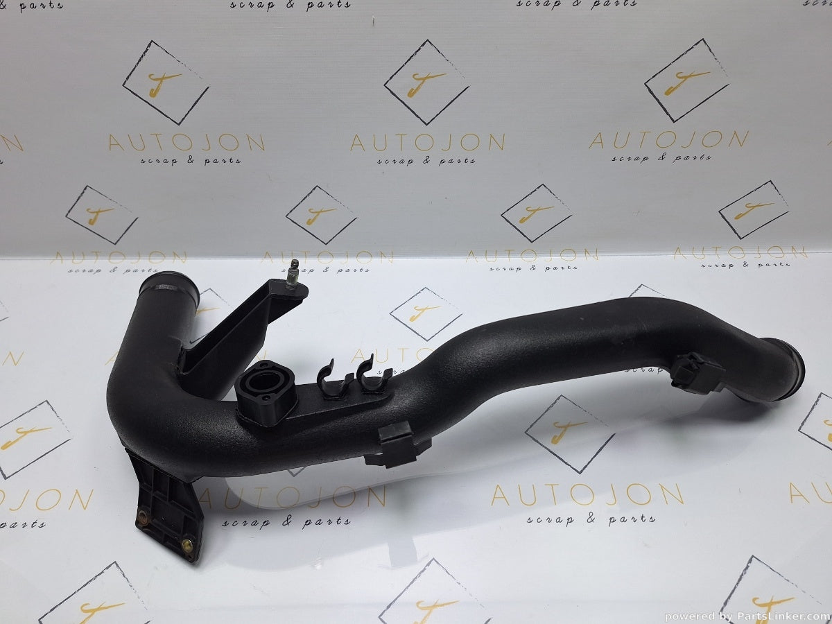 Conducta intercooler VOLKSWAGEN PASSAT Variant (3B6) [ 2000 - 2005 ] TDI (AVB) 74KW|101HP 8D0145840S