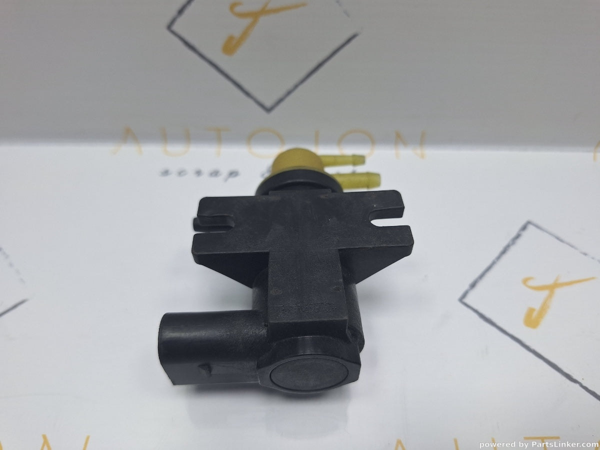 Electrovalva vacuum VOLKSWAGEN PASSAT Variant (3B6) [ 2000 - 2005 ] TDI (AVB) 74KW|101HP 7.02184.00