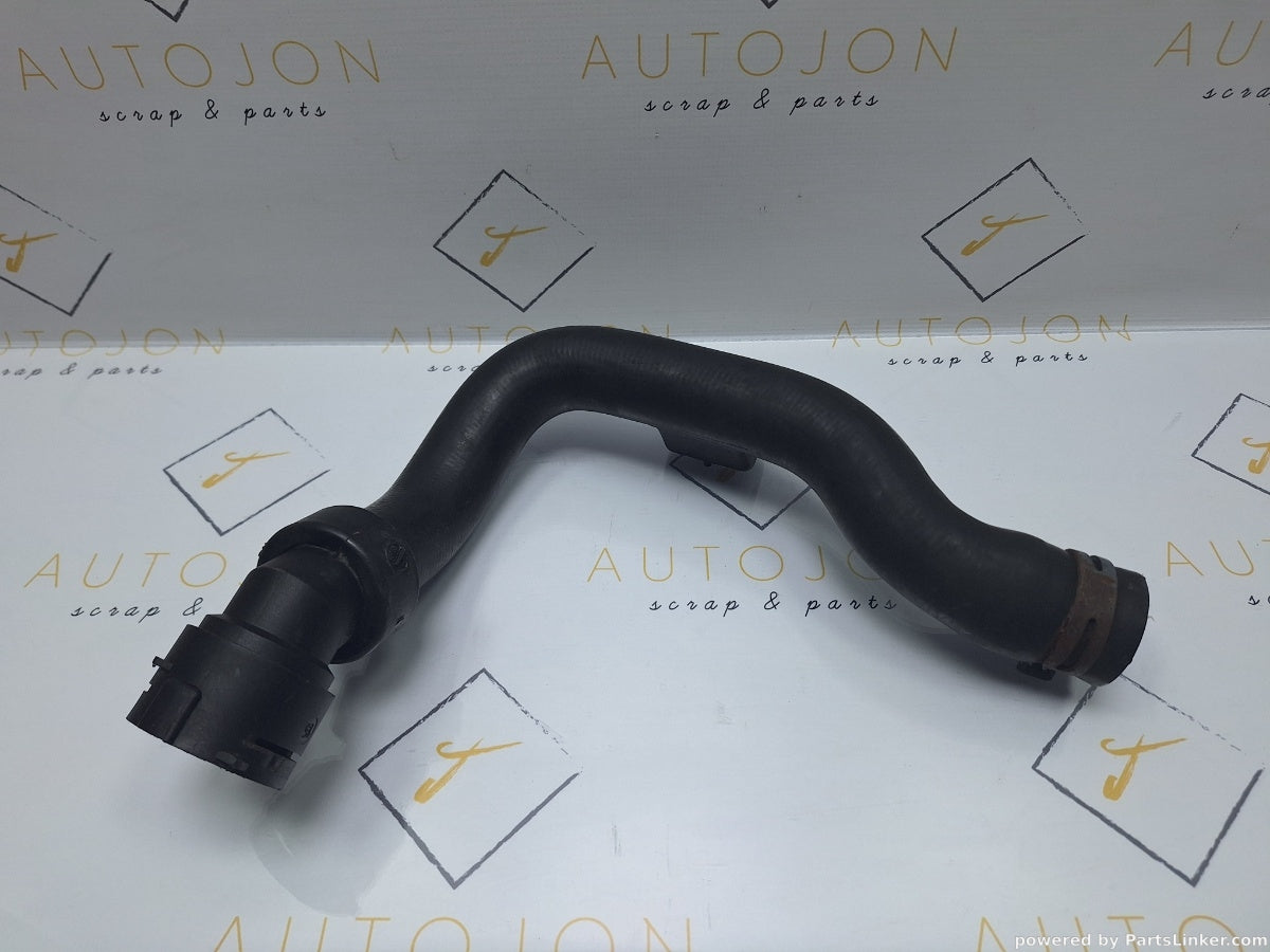 Furtun apa VOLKSWAGEN PASSAT Variant (3B6) [ 2000 - 2005 ] TDI (AVB) 74KW|101HP 8D0121101AD