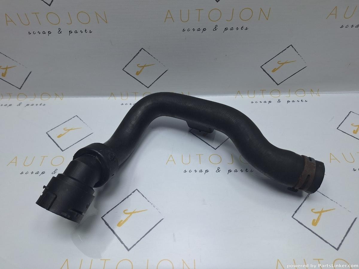 Furtun apa VOLKSWAGEN PASSAT Variant (3B6) [ 2000 - 2005 ] TDI (AVB) 74KW|101HP OEM 8D0121101AD