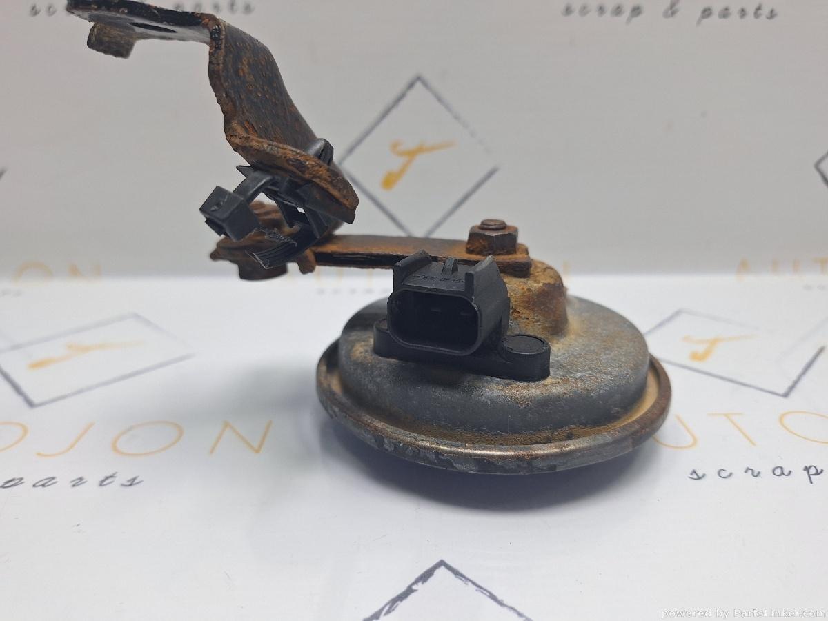 Claxon VOLKSWAGEN PASSAT Variant (3B6) [ 2000 - 2005 ] TDI (AVB) 74KW|101HP OEM 8D5951113