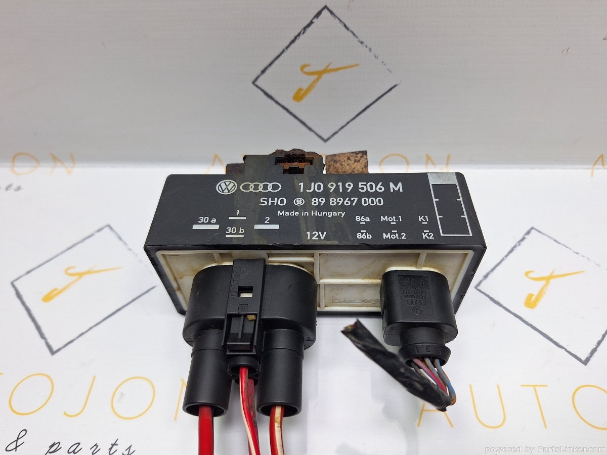 Releu electroventilatoare VOLKSWAGEN PASSAT Variant (3B6) [ 2000 - 2005 ] TDI (AVB) 74KW|101HP 1J0919506M