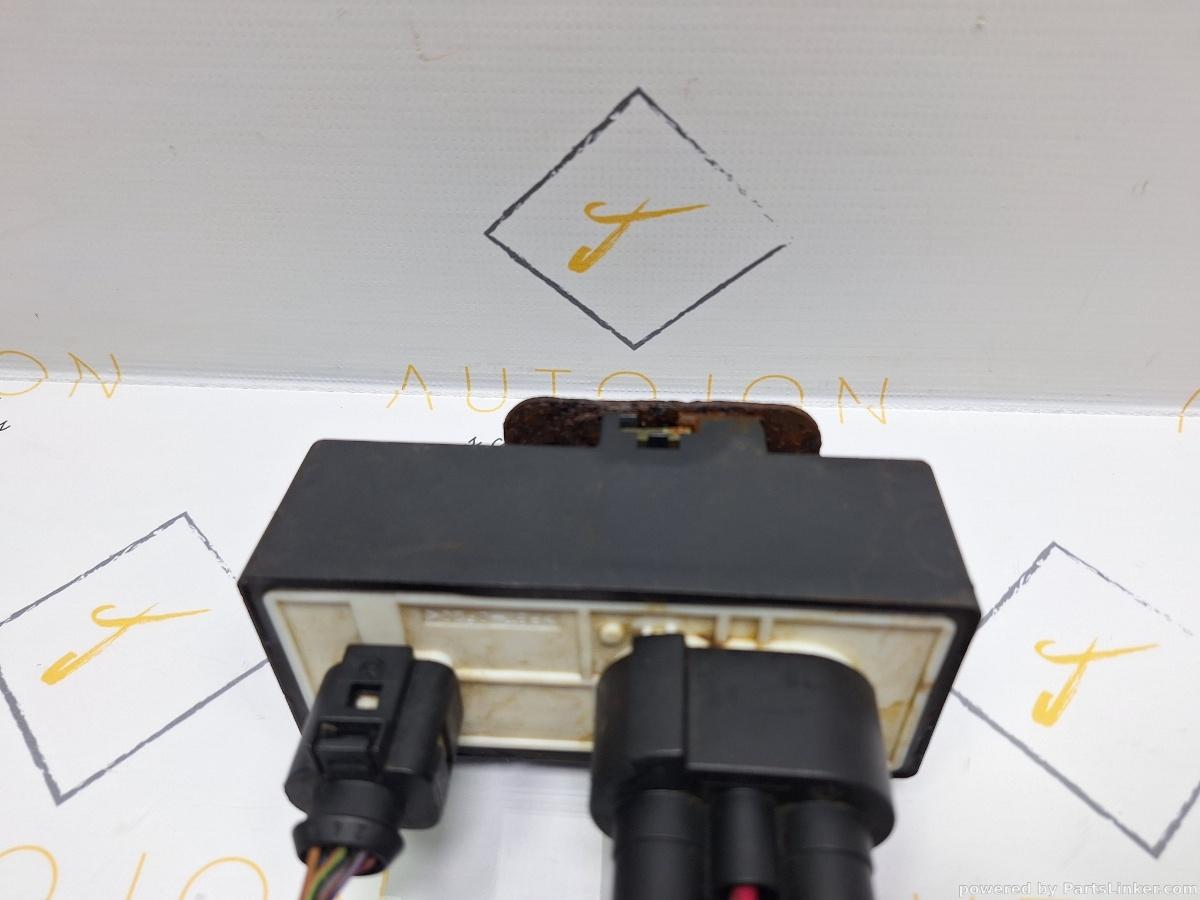 Releu electroventilatoare VOLKSWAGEN PASSAT Variant (3B6) [ 2000 - 2005 ] TDI (AVB) 74KW|101HP OEM 1J0919506M