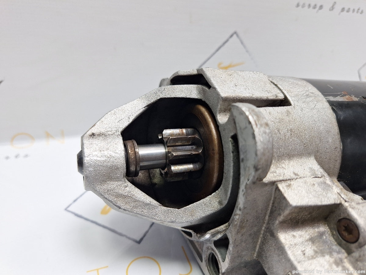 Electromotor VOLKSWAGEN PASSAT Variant (3B6) [ 2000 - 2005 ] TDI (AVB) 74KW|101HP BOSCH 0001110128 068911024G