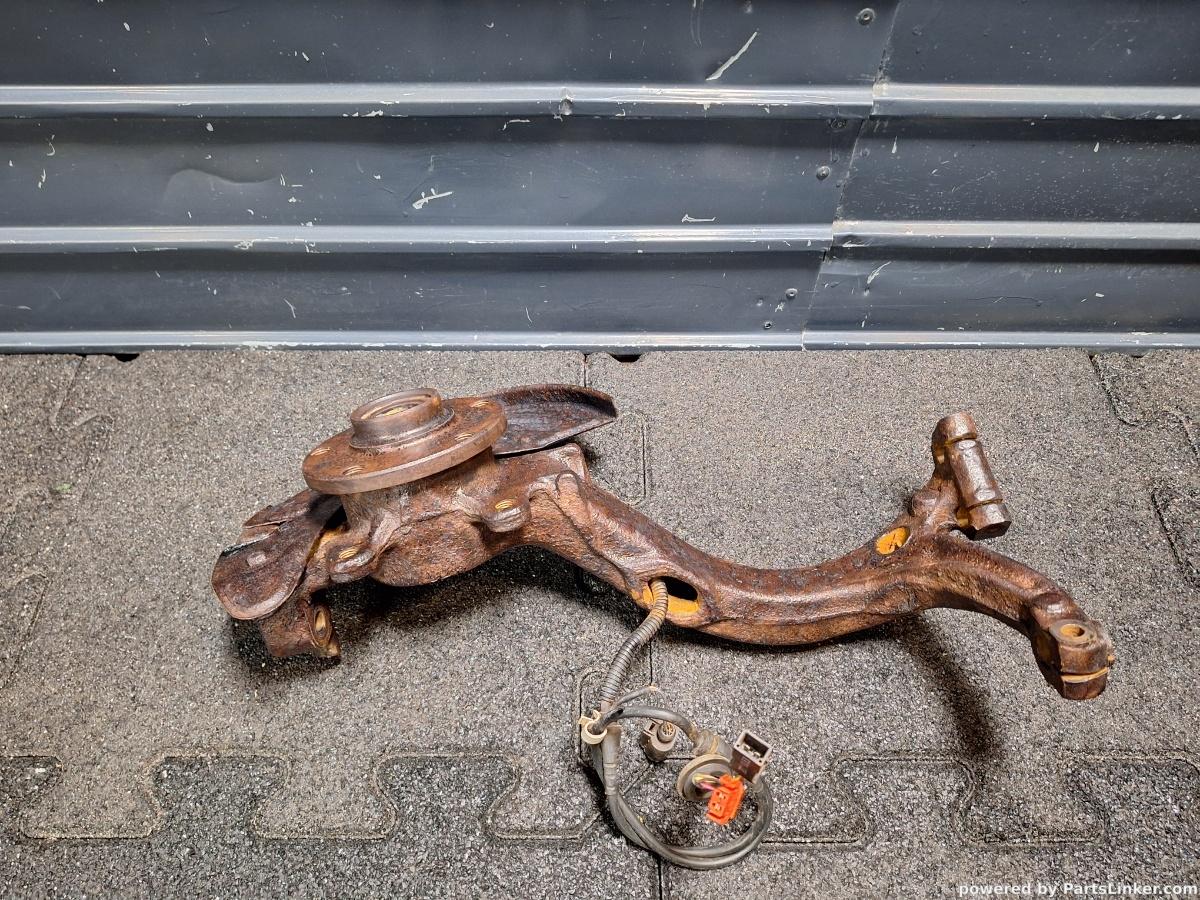Fuzeta stanga fata VOLKSWAGEN PASSAT Variant (3B6) [ 2000 - 2005 ] TDI (AVB) 74KW|101HP OEM 8D0407257AL