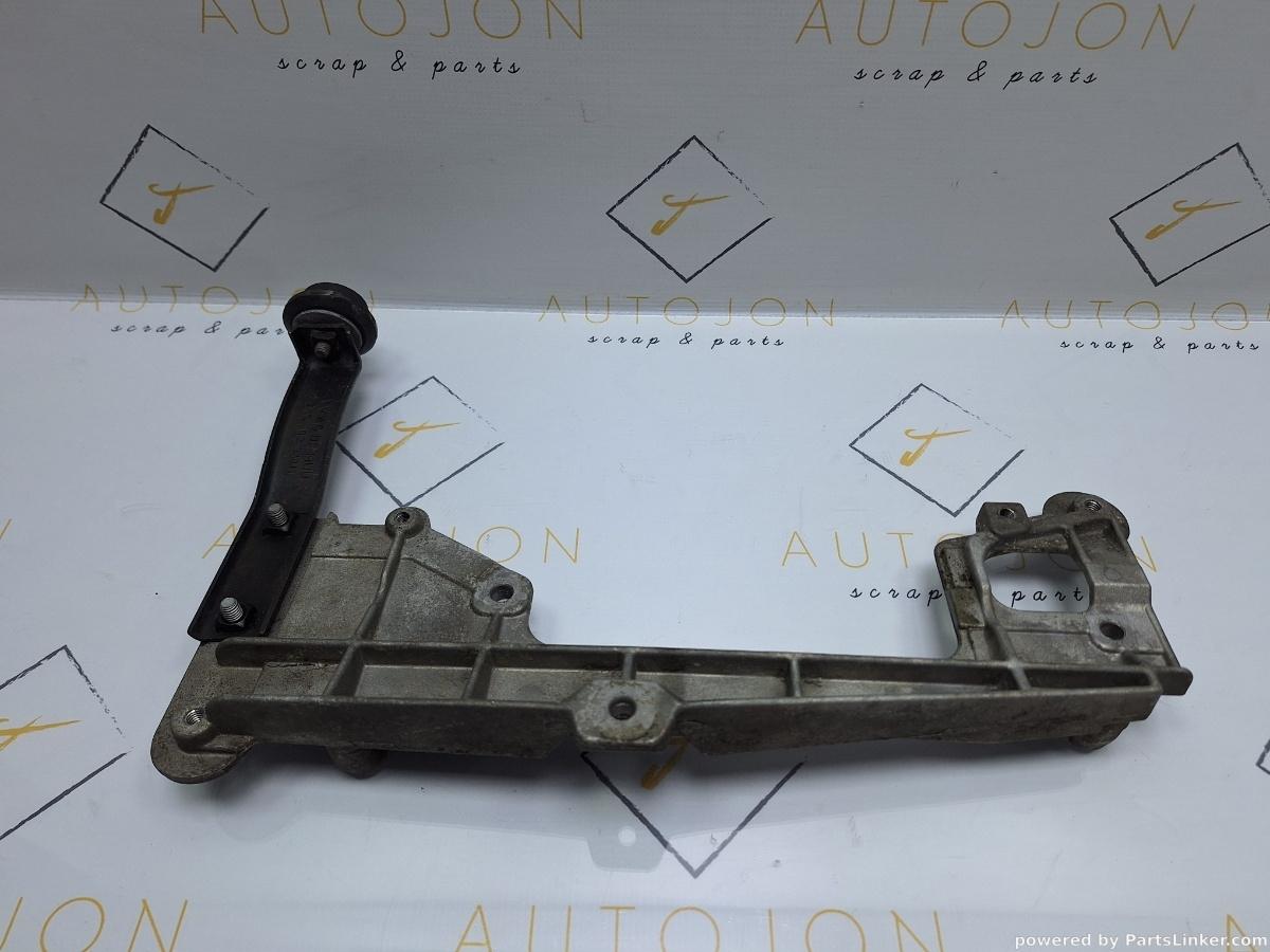 Suport racitor gaze VOLKSWAGEN PASSAT Variant (3C5) [ 2005 - 2011 ] TDI 16V (BKP, CBAB) 103KW|140HP OEM 03G131159