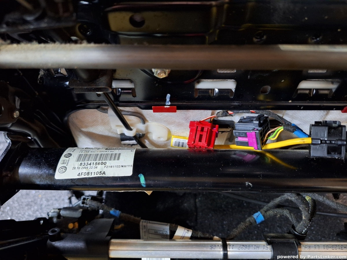 Interior piele S line AUDI A6 III Avant (4F5, C6) [ 2005 - 2011 ] TDI (BLB, BRE) 103KW|140HP 4F081105A , 4F081106A