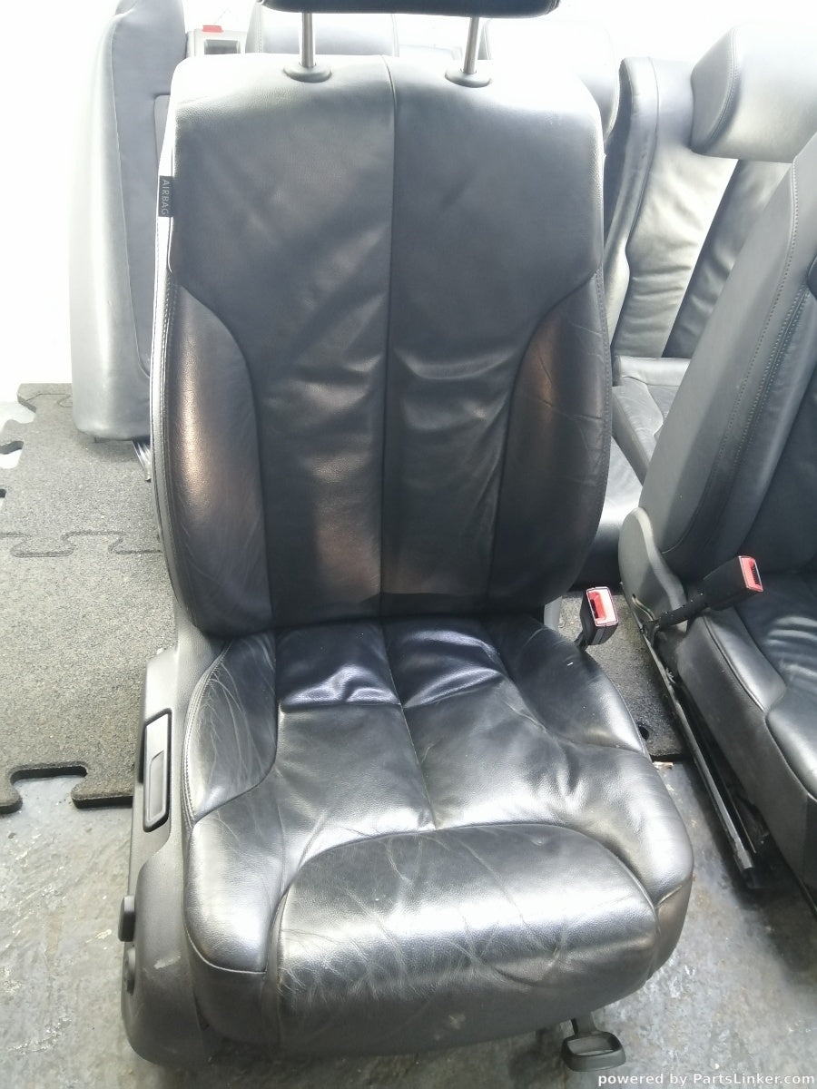 Interior piele cu incalzire VOLKSWAGEN PASSAT Variant (3C5) [ 2005 - 2011 ] TDI (CBDC) 81KW|110HP 3C0881806NR / 3C9885406GF