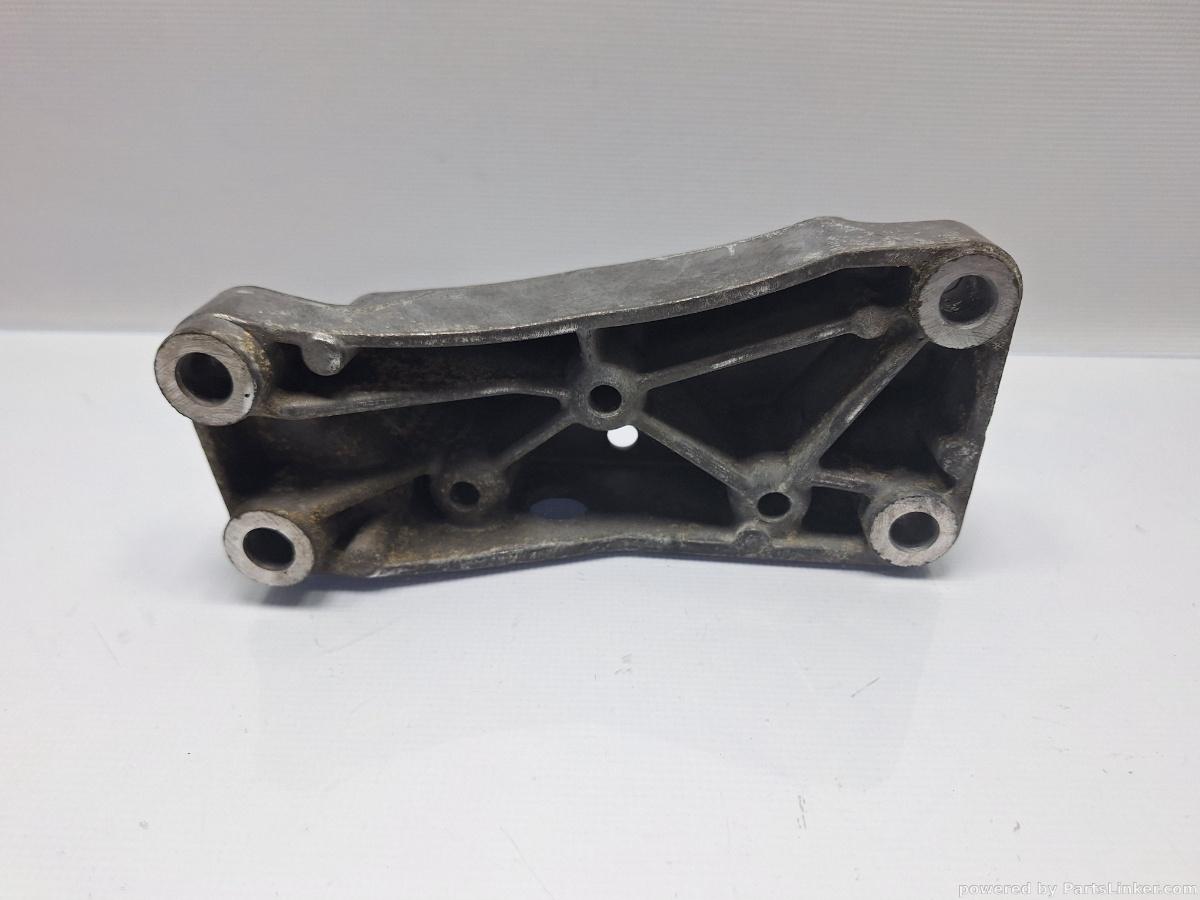 Suport cutie de viteze VOLKSWAGEN PASSAT Variant 3C5 2005 - 2011 2.0 TDI 16V BKP, CBAB 1K0199117AM
