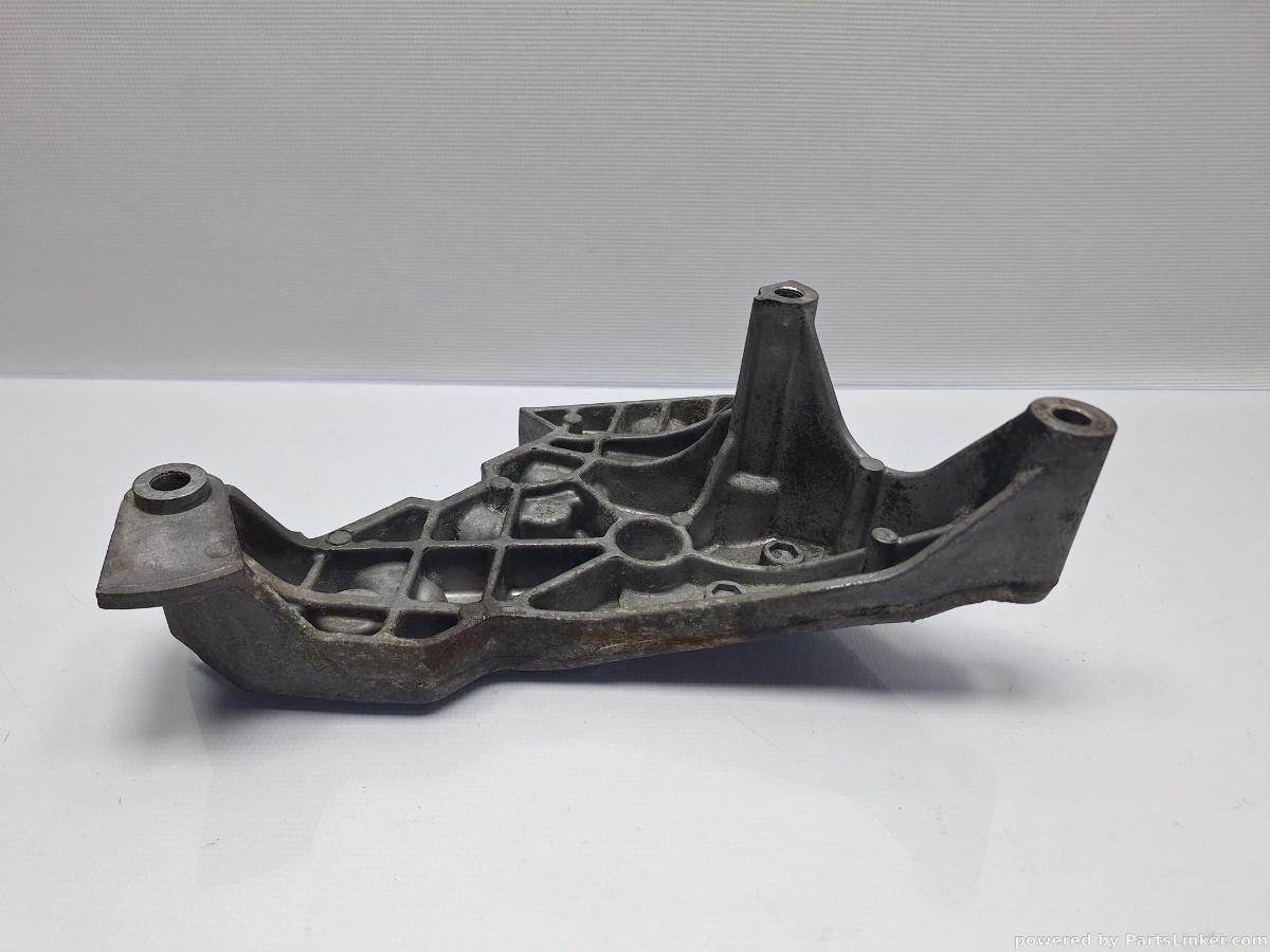 Suport motor VOLKSWAGEN PASSAT Variant (3C5) [ 2005 - 2011 ] TDI 16V (BKP, CBAB) 103KW|140HP OEM 03G199207E