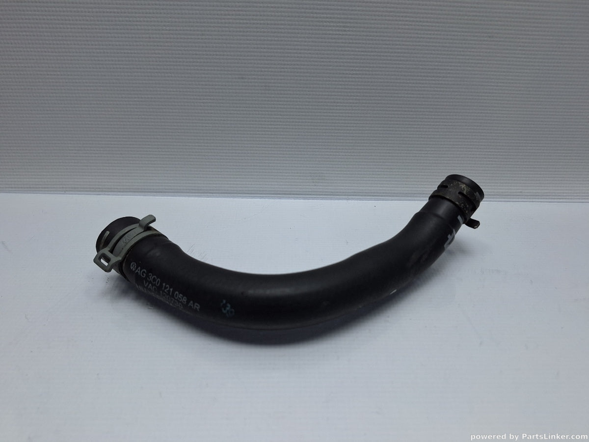 Furtun apa VOLKSWAGEN PASSAT Variant (3C5) [ 2005 - 2011 ] TDI (CBDC) 81KW|110HP 3C0121058AR