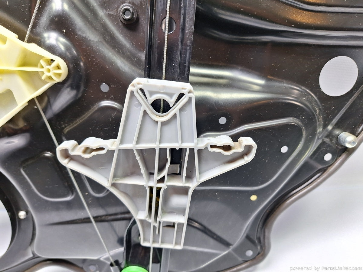 Macara geam stanga spate VOLKSWAGEN PASSAT Variant (3C5) [ 2005 - 2011 ] TDI (CBDC) 81KW|110HP 3C4839756H