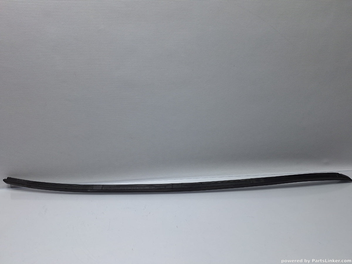 Cheder parbriz Stanga VOLKSWAGEN PASSAT Variant (3C5) [ 2005 - 2011 ] TDI (CBDC) 81KW|110HP 3C0854327B