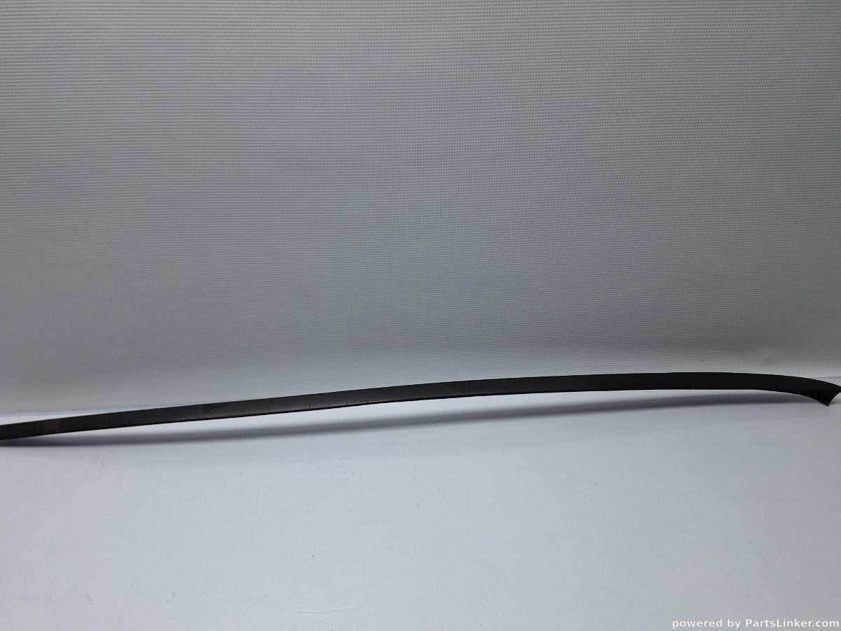 Cheder parbriz stanga VOLKSWAGEN PASSAT Variant (3C5) [ 2005 - 2011 ] TDI (CBDC) 81KW|110HP OEM 3C0854327B