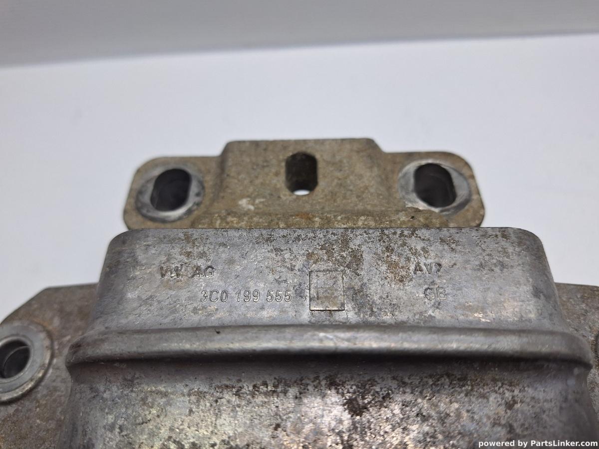 Tampon cutie de viteze VOLKSWAGEN PASSAT Variant (3C5) [ 2005 - 2011 ] TDI (CBDC) 81KW|110HP OEM 3C0199555P
