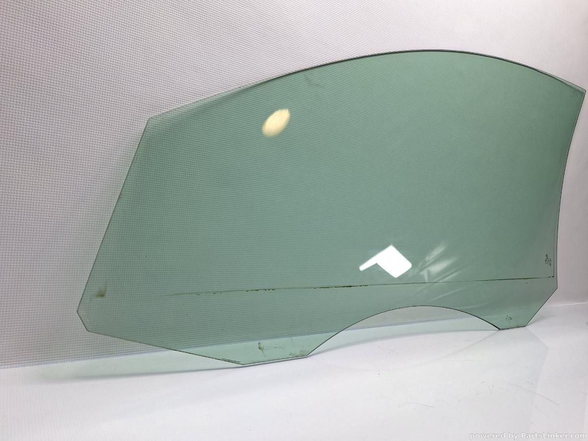 Geam usa dreapta fata VOLKSWAGEN PASSAT Variant (3C5) [ 2005 - 2011 ] TDI (CBDC) 81KW|110HP OEM 3C4845202B