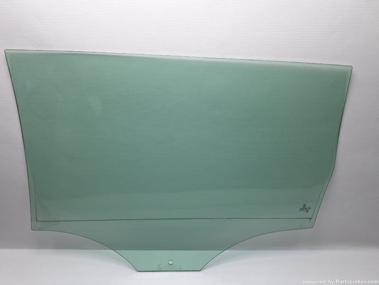 Geam usa dreapta spate VOLKSWAGEN PASSAT Variant (3C5) [ 2005 - 2011 ] TDI (CBDC) 81KW|110HP 3C9845026B