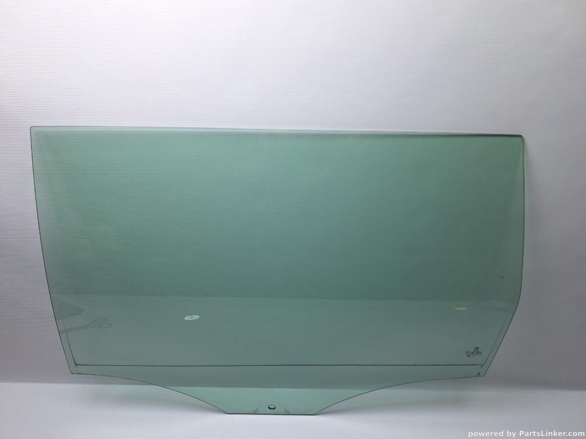 Geam usa stanga spate VOLKSWAGEN PASSAT Variant (3C5) [ 2005 - 2011 ] TDI (CBDC) 81KW|110HP OEM 3C9845025B