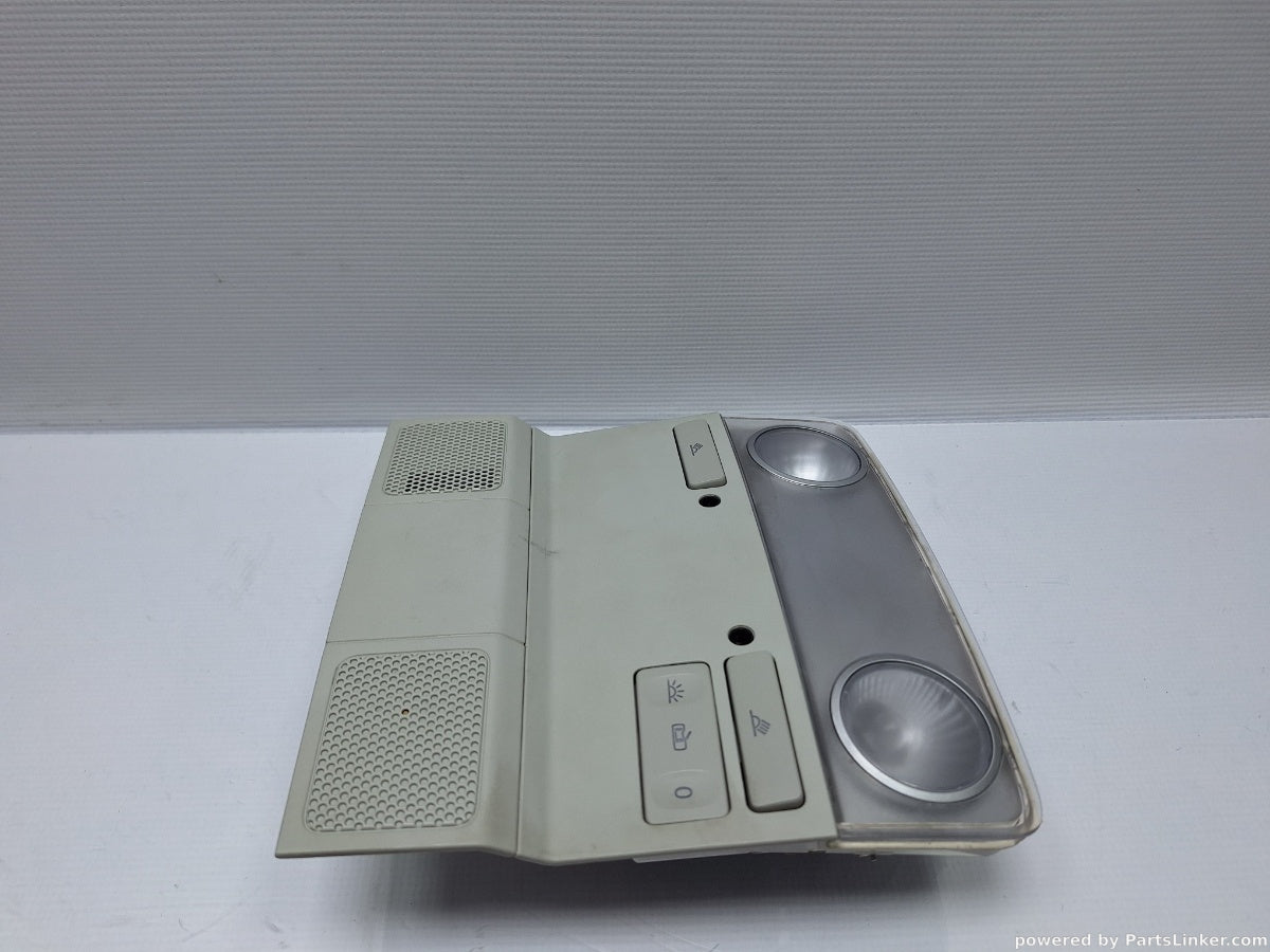 Plafoniera lumini VOLKSWAGEN PASSAT Variant (3C5) [ 2005 - 2011 ] TDI (CBDC) 81KW|110HP 1K0947105AEWRC