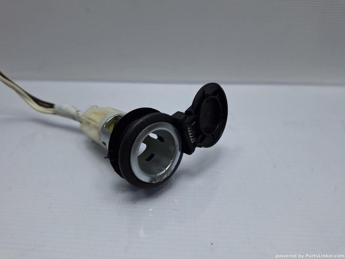 Priza portbagaj VOLKSWAGEN PASSAT Variant 3C5 2005 - 2011 TDI CBDC 1K0919309