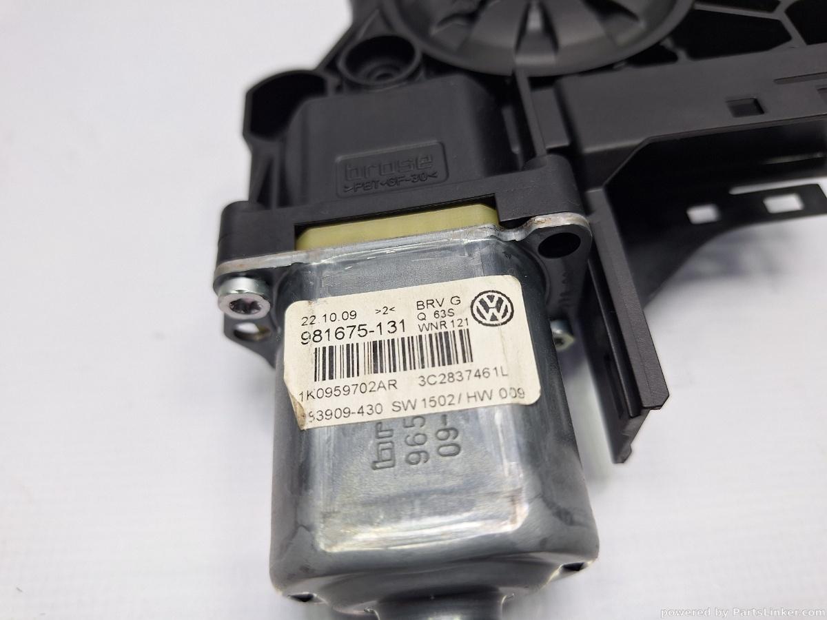 Motoras macara geam dreapta fata VOLKSWAGEN PASSAT Variant (3C5) [ 2005 - 2011 ] TDI (CBDC) 81KW|110HP OEM 1K0959702AR