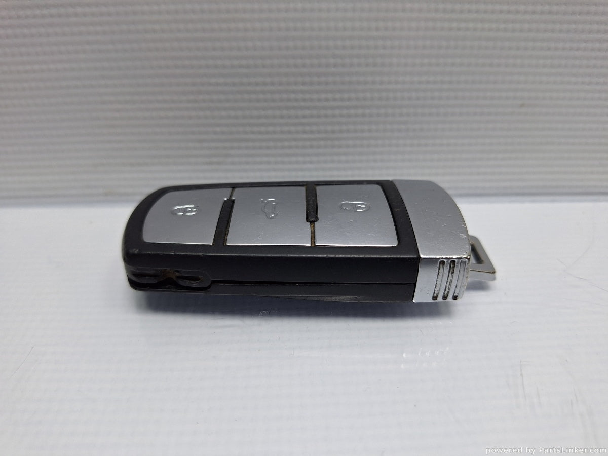 Cheie VOLKSWAGEN PASSAT Variant (3C5) [ 2005 - 2011 ] TDI (CBDC) 81KW|110HP 3C0959752BA