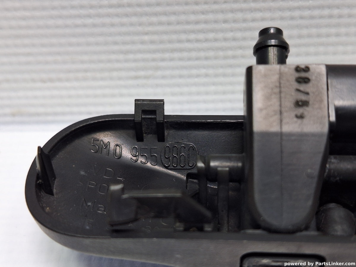 Stopitoare parbriz VOLKSWAGEN PASSAT Variant (3C5) [ 2005 - 2011 ] TDI (CBDC) 81KW|110HP 5M0955986C