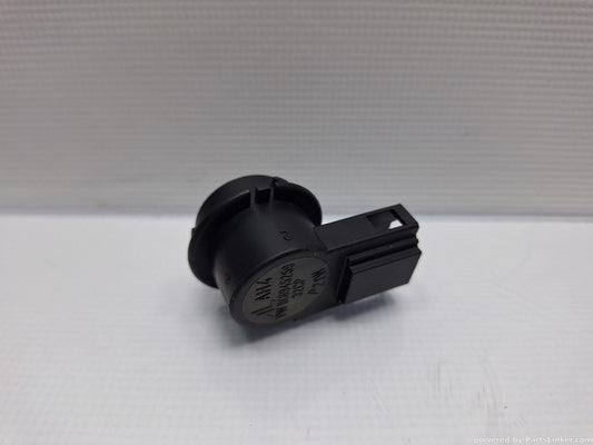 Soclu stop haion VOLKSWAGEN PASSAT Variant (3C5) [ 2005 - 2011 ] TDI (CBDC) 81KW|110HP 1K6945259