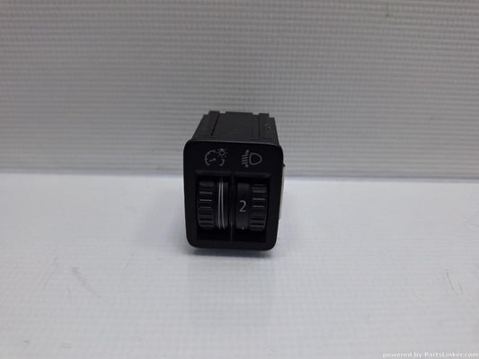 Buton reglaj faruri VOLKSWAGEN PASSAT Variant (3C5) [ 2005 - 2011 ] TDI (CBDC) 81KW|110HP OEM 3C0941333A