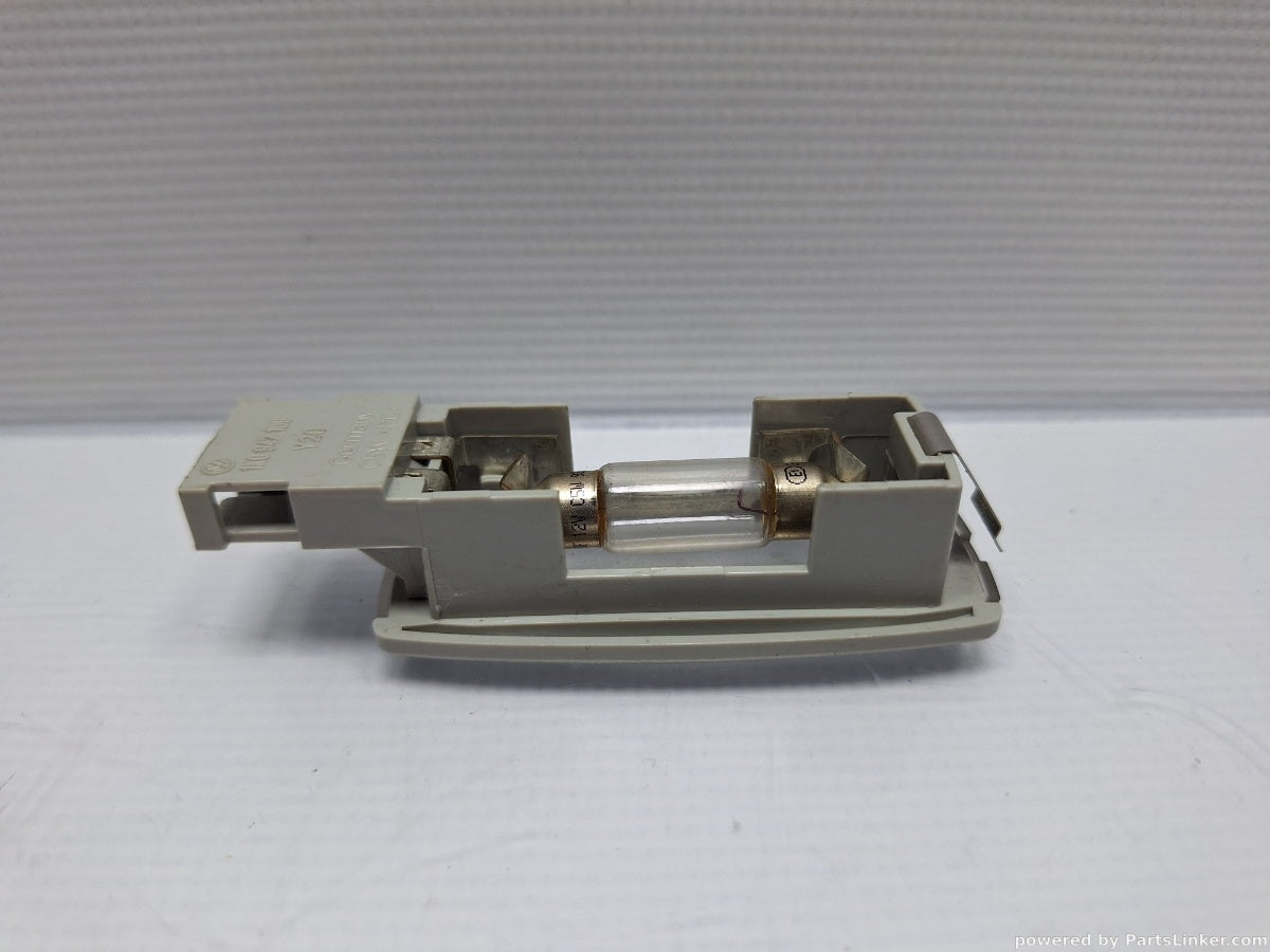 Lampa parasolar VOLKSWAGEN PASSAT Variant (3C5) [ 2005 - 2011 ] TDI (CBDC) 81KW|110HP 1K0947109