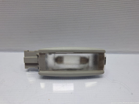 Lampa parasolar VOLKSWAGEN PASSAT Variant (3C5) [ 2005 - 2011 ] TDI (CBDC) 81KW|110HP 1K0947109