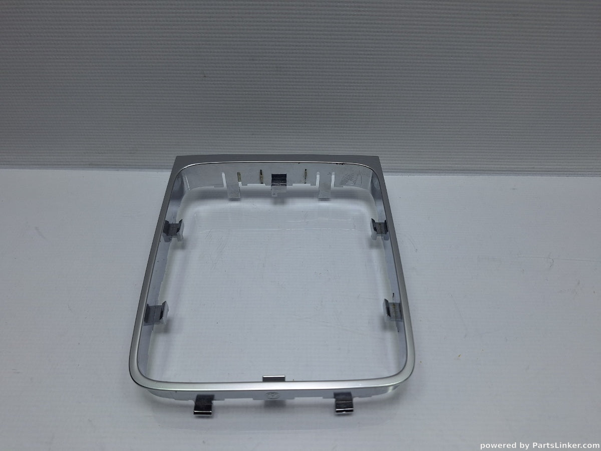 Rama schimbator VOLKSWAGEN PASSAT Variant (3C5) [ 2005 - 2011 ] TDI (CBDC) 81KW|110HP 3C0711113D