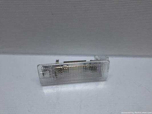 Lampa portbagaj VOLKSWAGEN PASSAT Variant (3C5) [ 2005 - 2011 ] TDI (CBDC) 81KW|110HP 7L6947101A