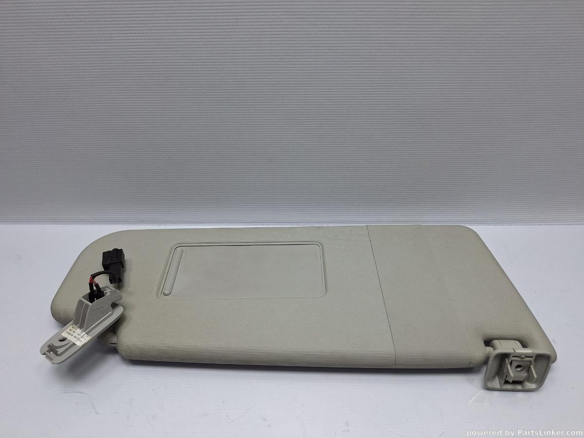 Parasolar dreapta VOLKSWAGEN PASSAT Variant (3C5) [ 2005 - 2011 ] TDI (CBDC) 81KW|110HP OEM 1K0857552