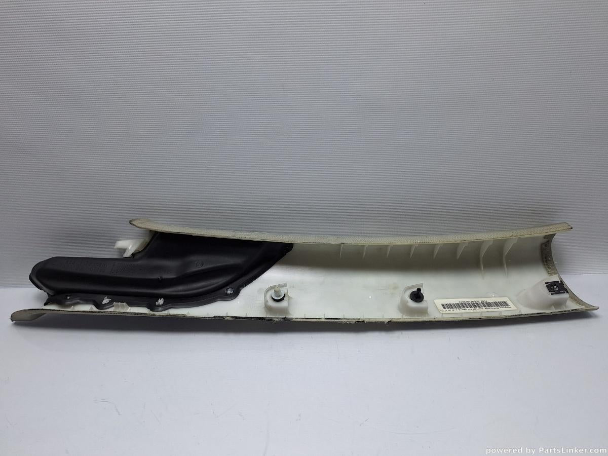 Ornament stalp parbriz dreapta VOLKSWAGEN PASSAT Variant (3C5) [ 2005 - 2011 ] TDI (CBDC) 81KW|110HP OEM 3C0867234G