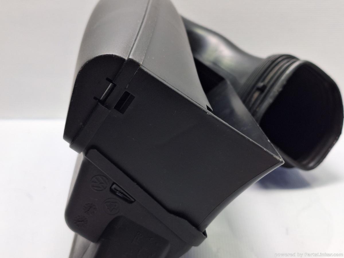 Difuzor captare filtru aer VOLKSWAGEN PASSAT Variant (3C5) [ 2005 - 2011 ] TDI (CBDC) 81KW|110HP OEM 3C0805971A , 3C0129618D