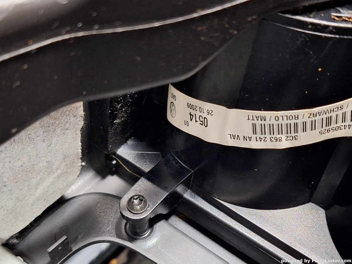 Cotiera piele VOLKSWAGEN PASSAT Variant (3C5) [ 2005 - 2011 ] TDI (CBDC) 81KW|110HP 3C2863241AN