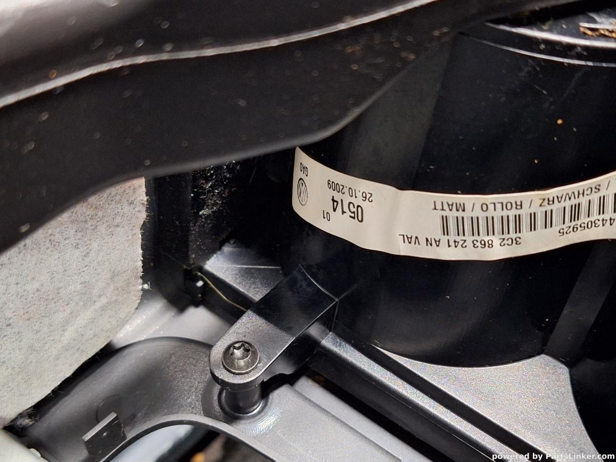 Cotiera piele VOLKSWAGEN PASSAT Variant (3C5) [ 2005 - 2011 ] TDI (CBDC) 81KW|110HP OEM 3C2863241AN
