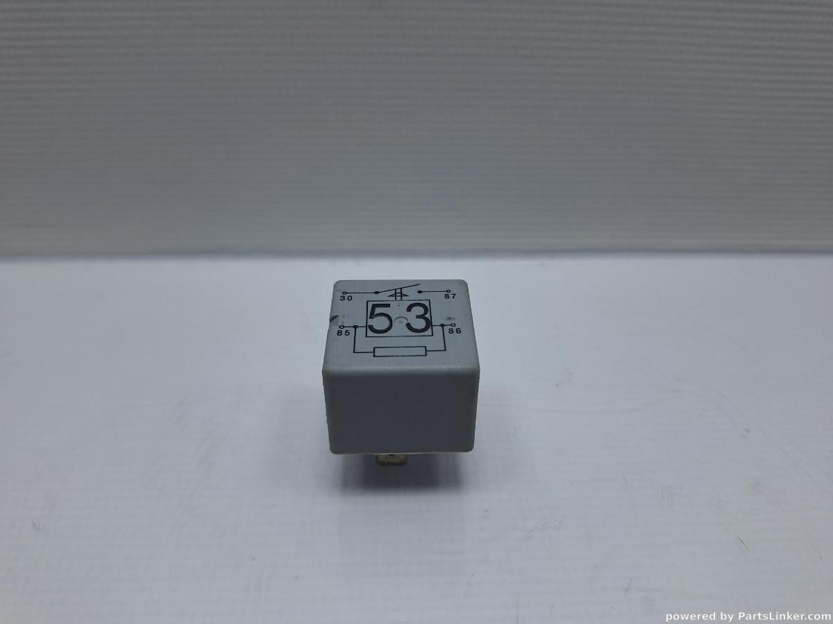 Releu 53 VOLKSWAGEN PASSAT Variant (3C5) [ 2005 - 2011 ] TDI (CBDC) 81KW|110HP OEM 141951253B