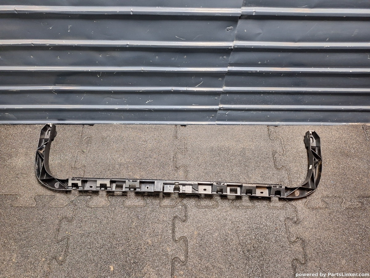 Suport bara spate VOLKSWAGEN PASSAT Variant (3C5) [ 2005 - 2011 ] TDI (CBDC) 81KW|110HP 3C9807863A