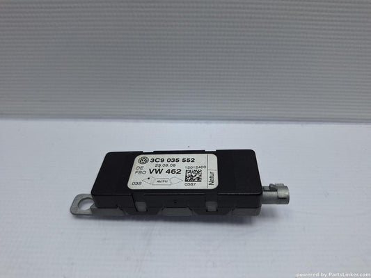 Amplificator antena VOLKSWAGEN PASSAT Variant (3C5) [ 2005 - 2011 ] TDI (CBDC) 81KW|110HP OEM 3C9035552