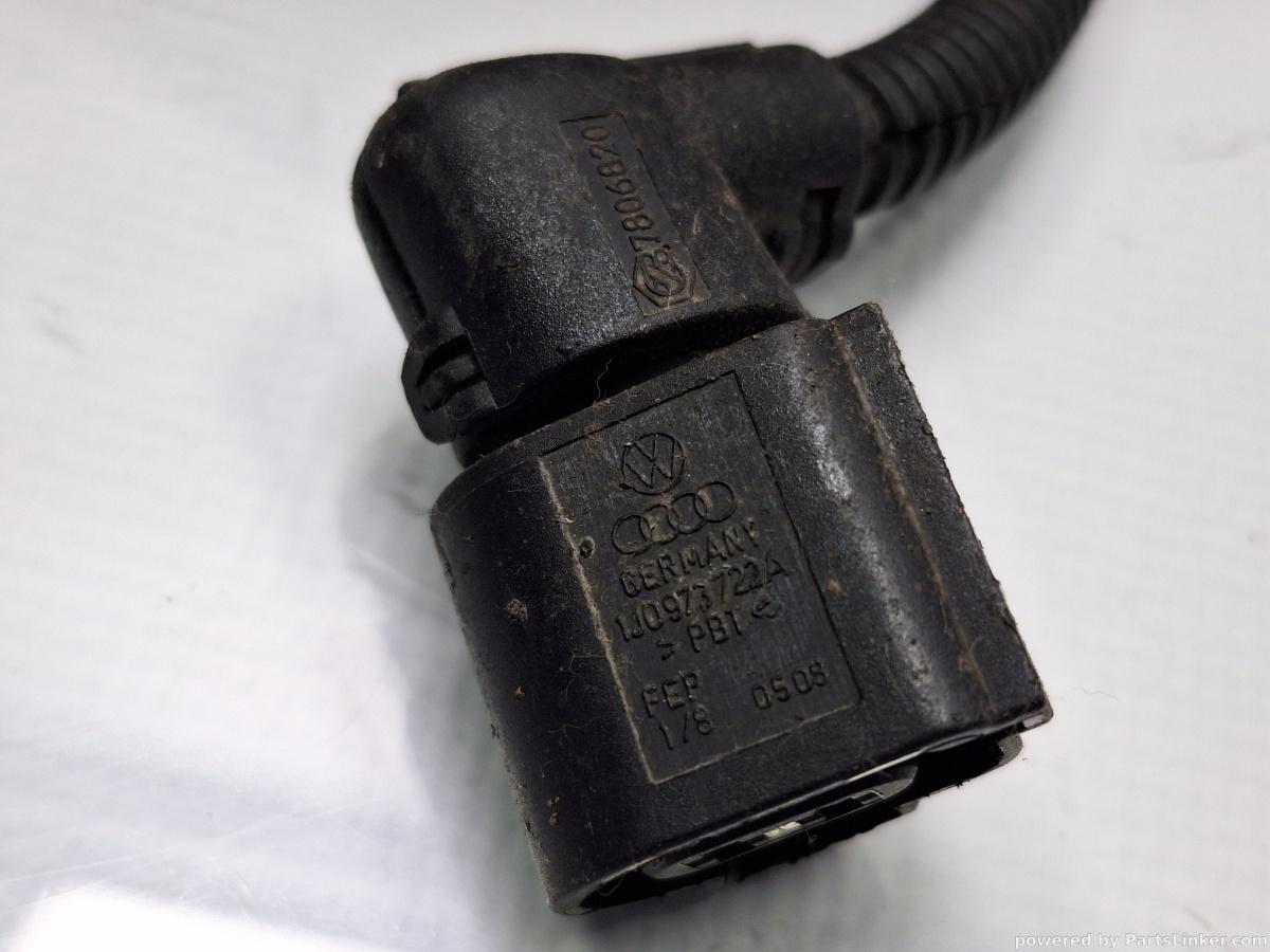 Conector motoras etrier spate VOLKSWAGEN PASSAT Variant (3C5) [ 2005 - 2011 ] TDI (CBDC) 81KW|110HP OEM 1J0973722A