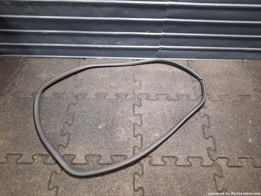 Cheder usa stanga spate VOLKSWAGEN PASSAT Variant (3C5) [ 2005 - 2011 ] TDI (CBDC) 81KW|110HP OEM 3C9867913B