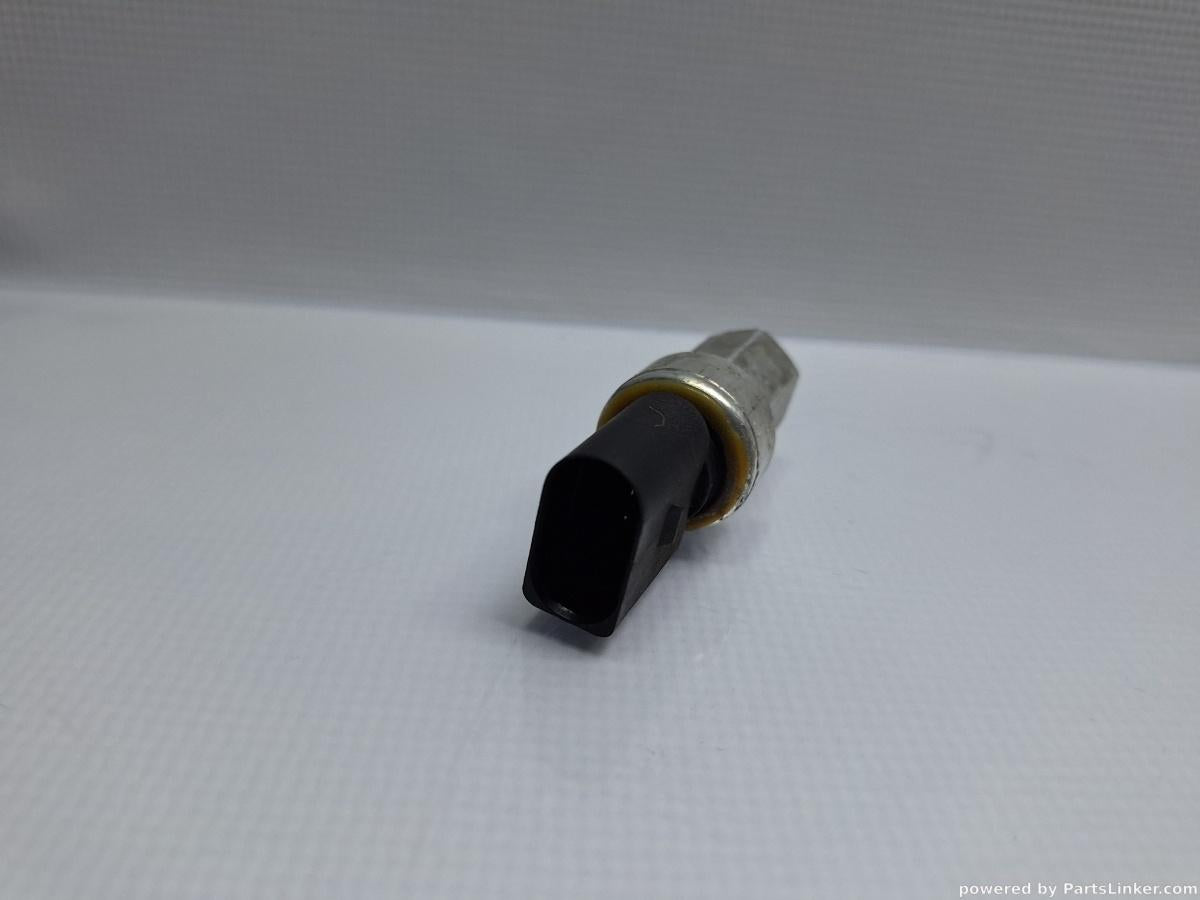 Senzor presiune AC VOLKSWAGEN PASSAT Variant (3C5) [ 2005 - 2011 ] TDI (CBDC) 81KW|110HP OEM 1K0959126A