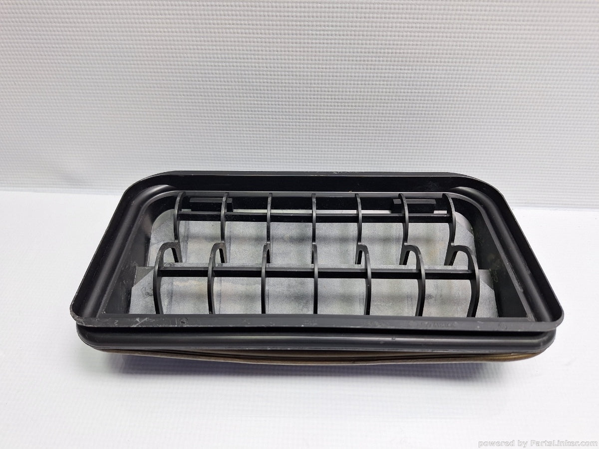 Grilaj aerisire habitaclu VOLKSWAGEN PASSAT Variant (3C5) [ 2005 - 2011 ] TDI (CBDC) 81KW|110HP 3C0819465